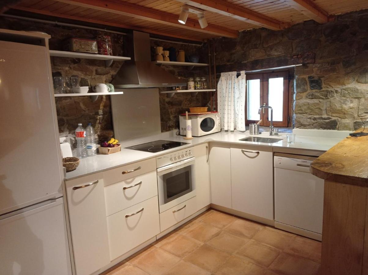 Amplia Y Comoda Casa De Piedra Con Porche Y Jardin San Roque de Ríomiera Extérieur photo