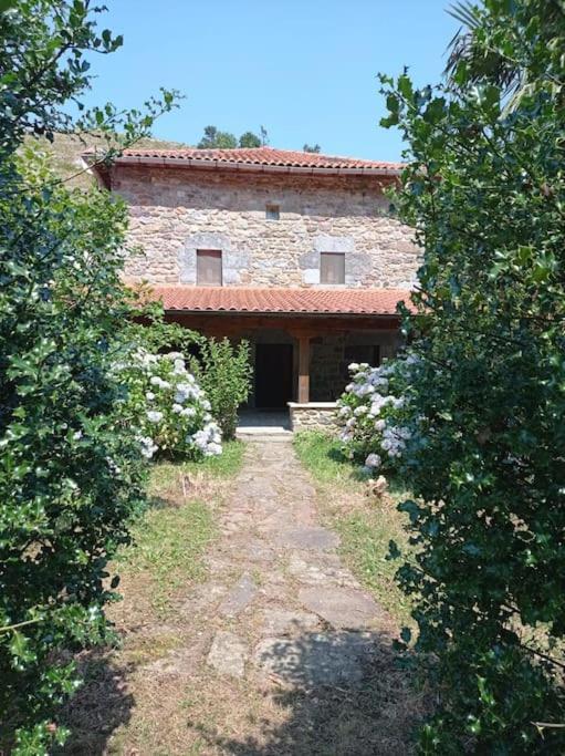 Amplia Y Comoda Casa De Piedra Con Porche Y Jardin San Roque de Ríomiera Extérieur photo